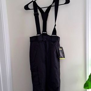 Sports Essentialĺ black suspender snow Overalls  style snow pants youth sz 6